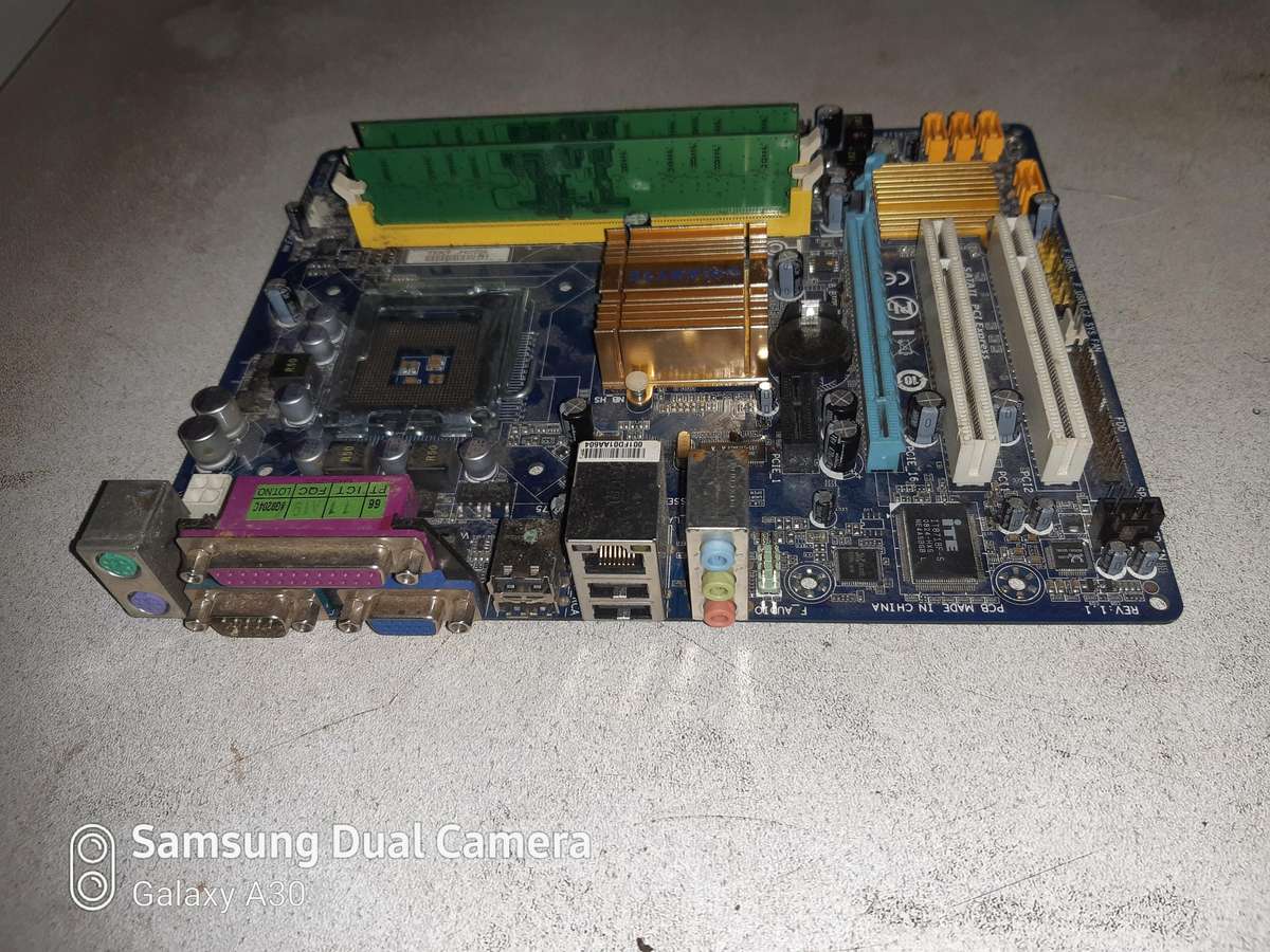 Motherboard Lot