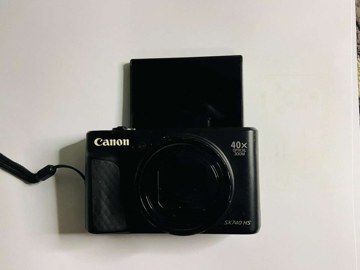 Canon Powershot SX740 HS (FAULTY SCREEN - UPDATED DESC.)