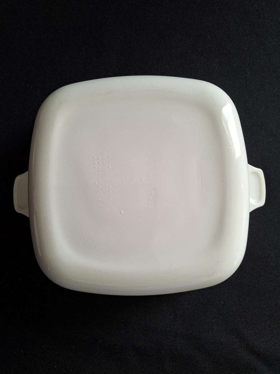 Corning Ware Casserole Pan 700ml