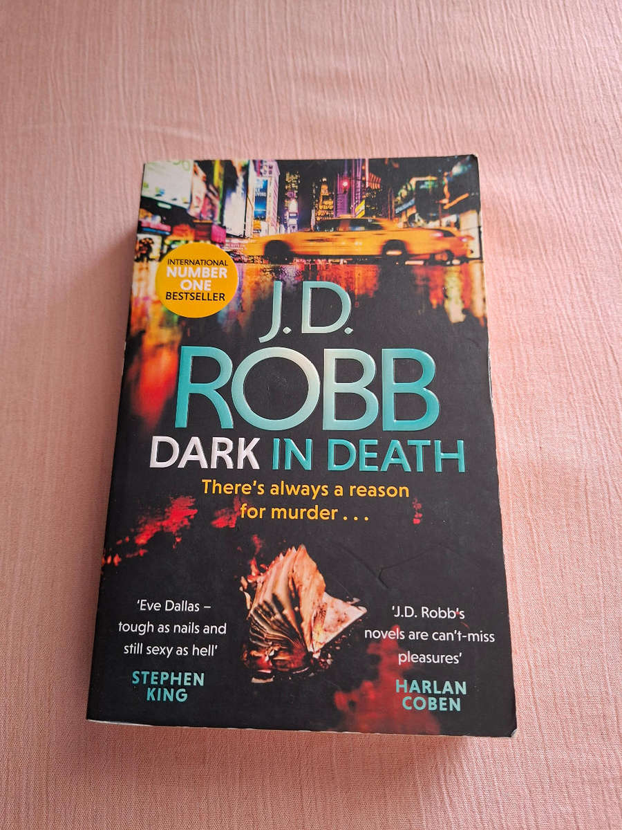 J.D Robb Dark in Death