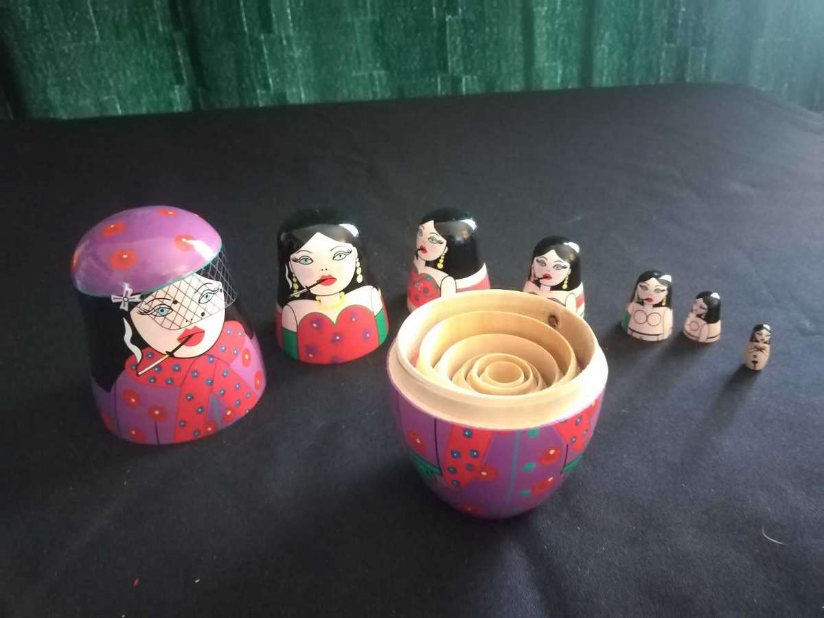 Russian Nesting Dolls 7 Layer
