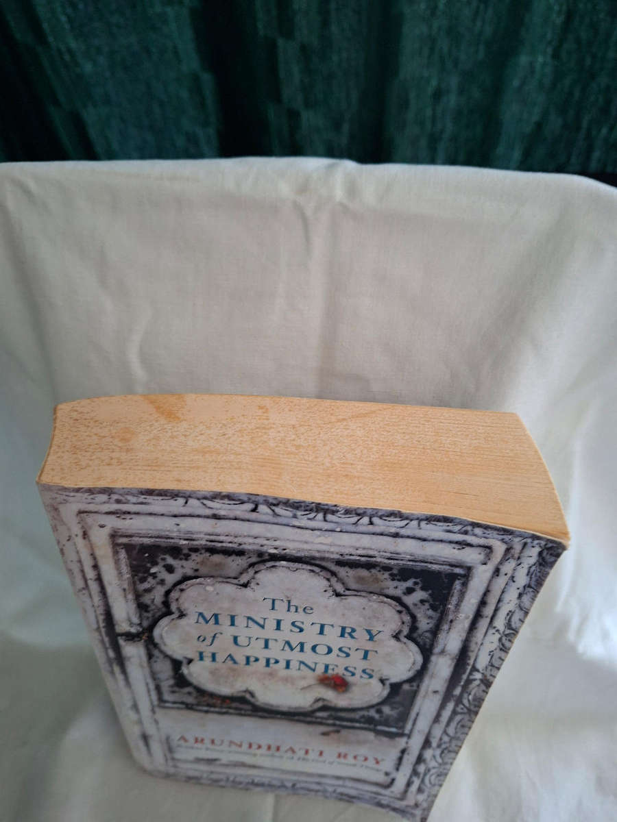 Arundhati Roy The Ministry of Utmost Happiness