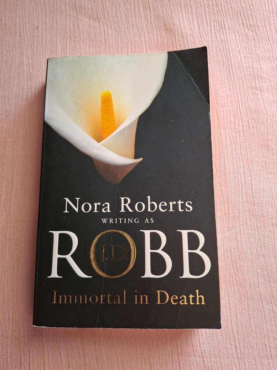 J.D Robb Immortal in Death