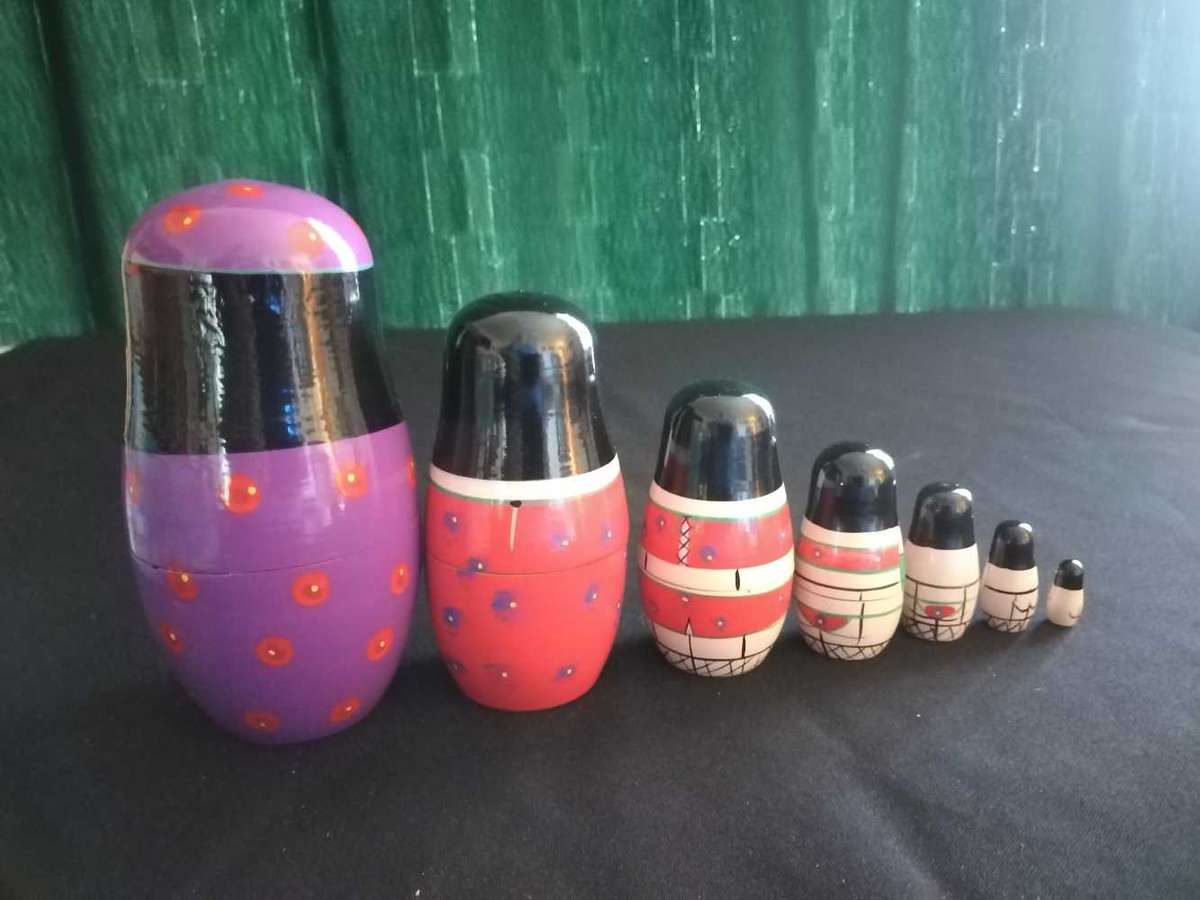 Russian Nesting Dolls 7 Layer