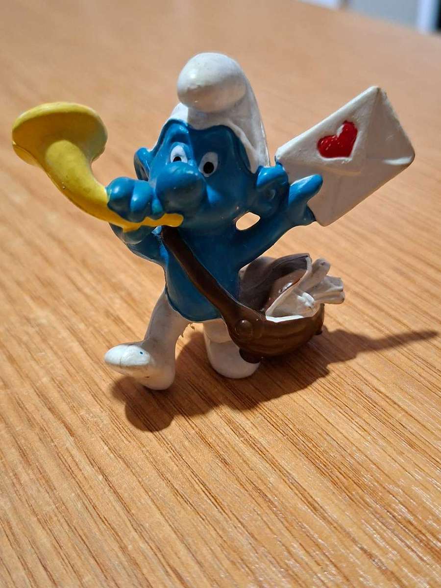 Smurf Postman