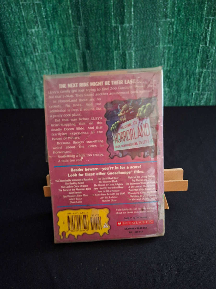R.L. Stine Goosebumps One Day At Horrorland
