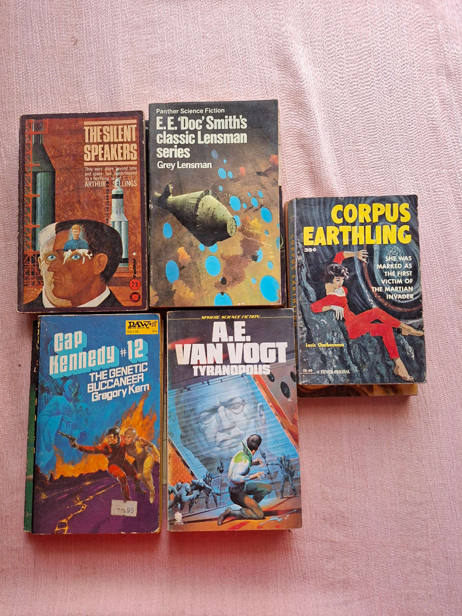 10 Assorted Sci-Fi