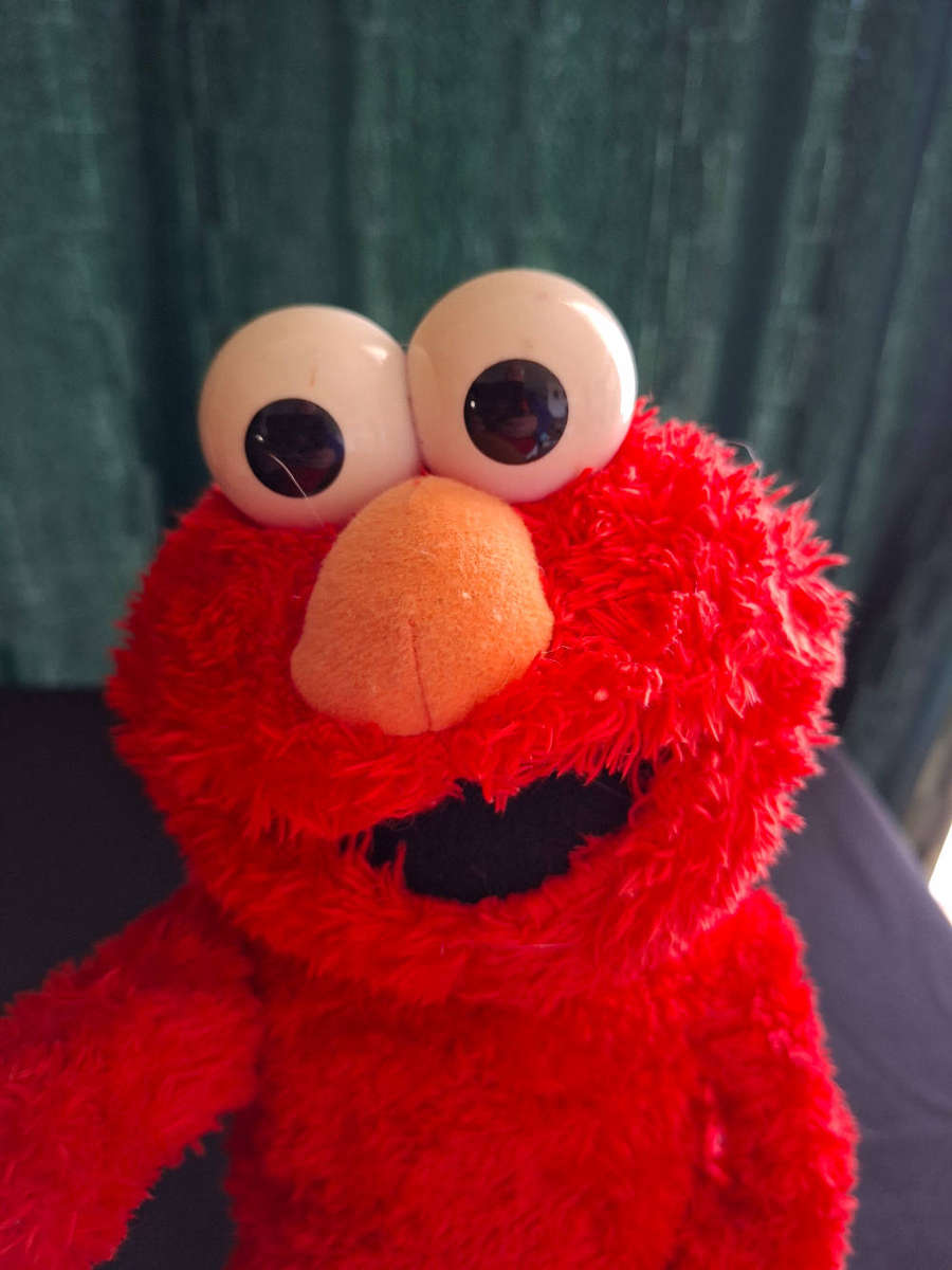 Tickle Me Elmo toy