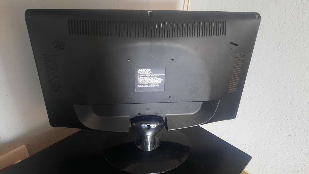 1080p 22 inch Monitor Mecer M2219VWA