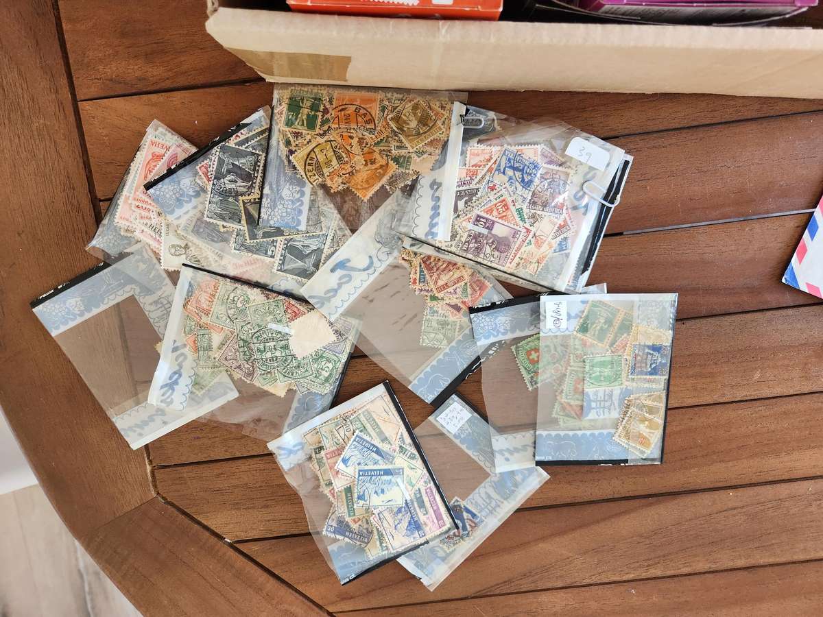 Large collection of Switzerland/Helvetia stamps