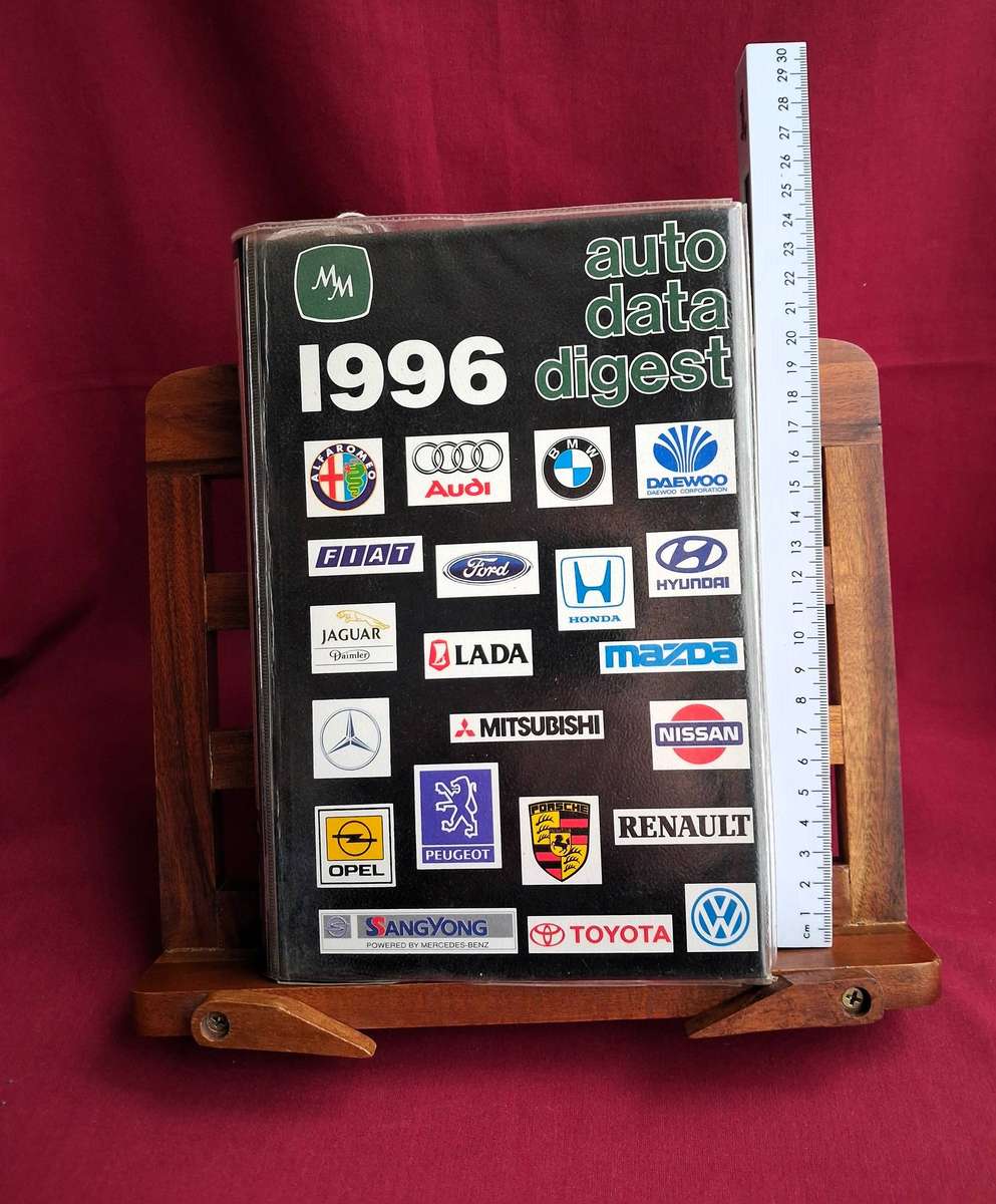 Auto Data Digest 1996  Mead & McGrouther (22nd Edition, Hardcover)