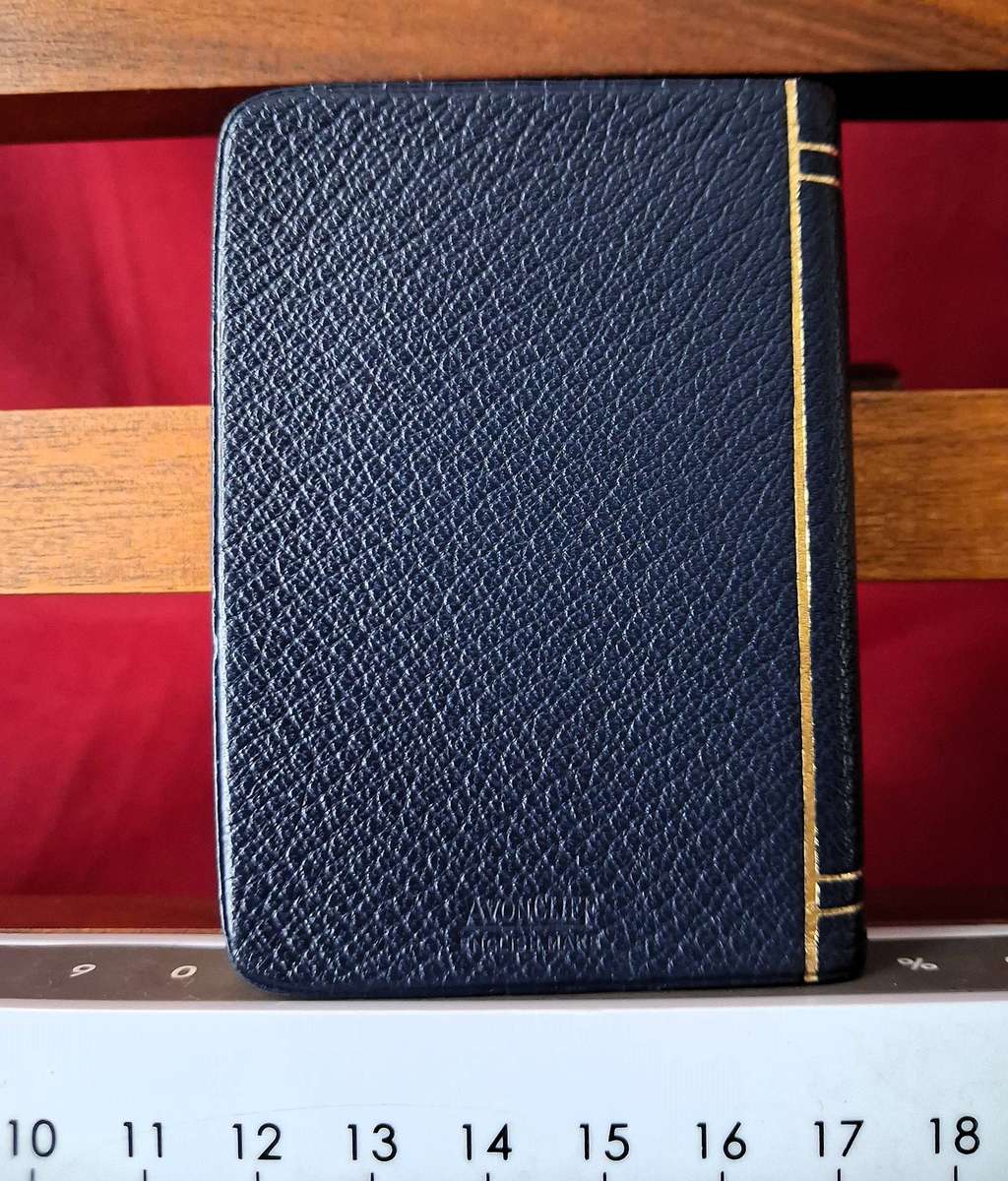 Queen Elizabeth II Coronation 1953 Edition - De Luxe Midget Series English Dictionary