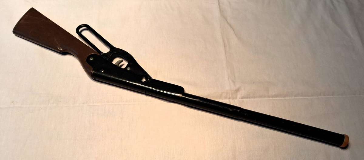 Vintage - Daisy pop-gun / toy rifle - lever action - Model 960