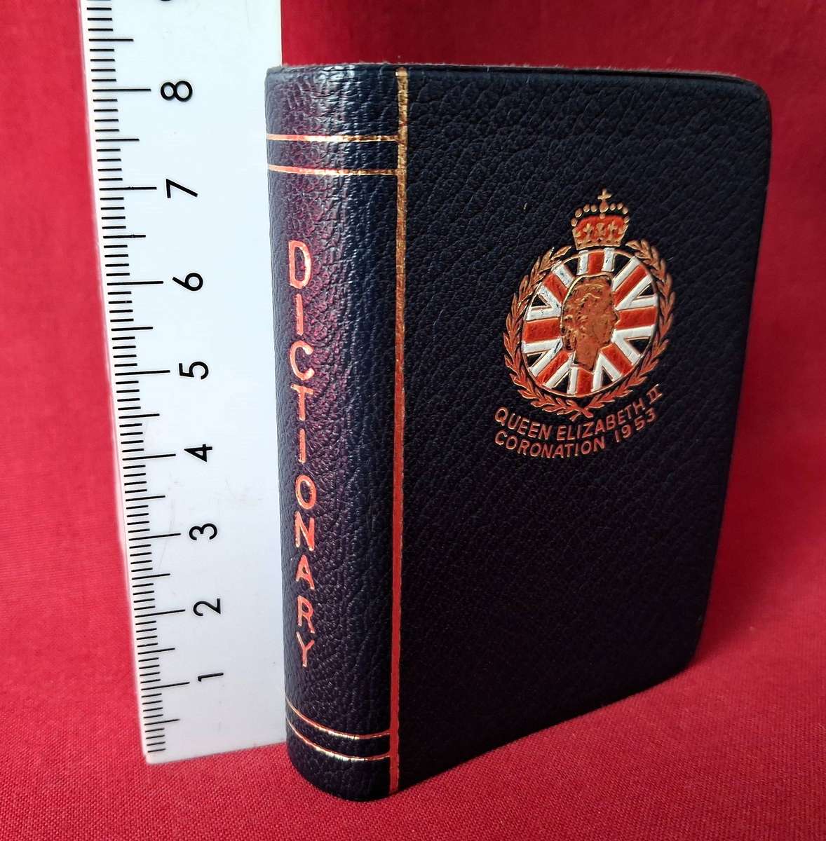 Queen Elizabeth II Coronation 1953 Edition - De Luxe Midget Series English Dictionary