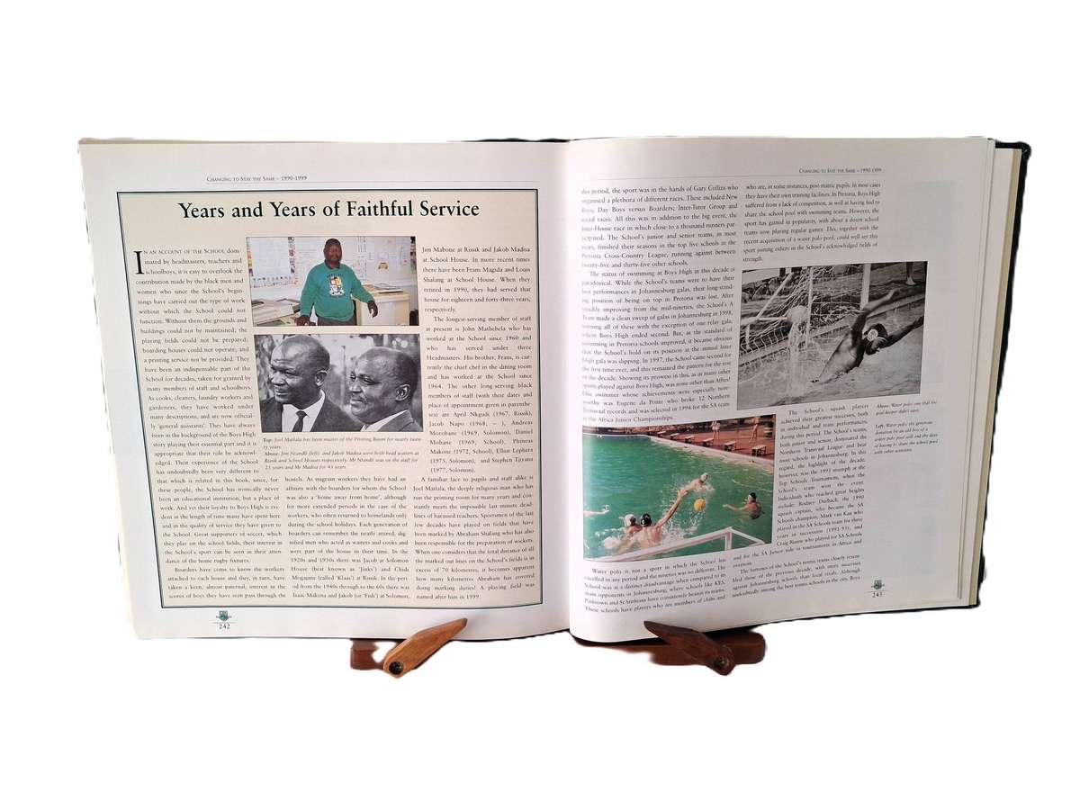 Pretoria Boys High - The Story of a South African School 1901 - 2001 - John Illsley