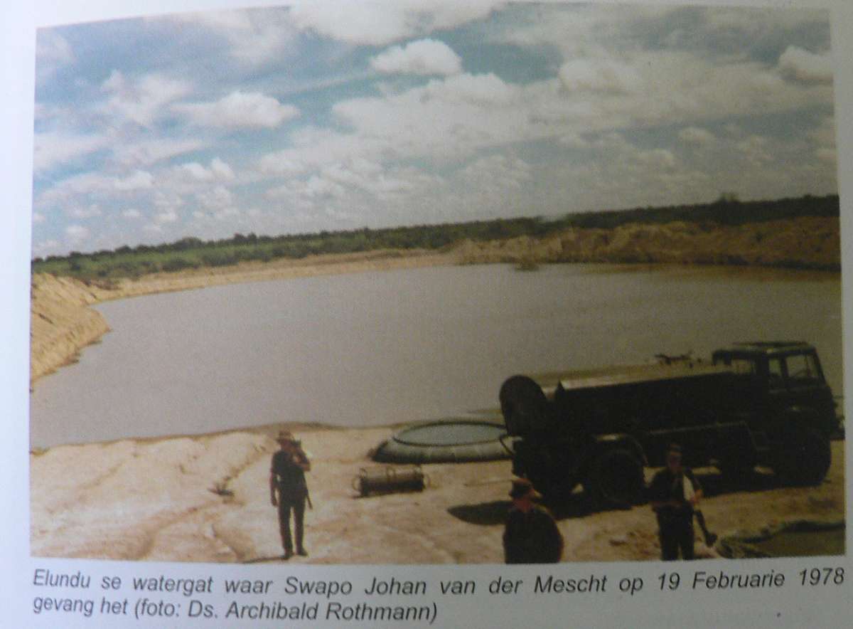 Die Buffel Struikel L.J. Bothma(border/bushwar)