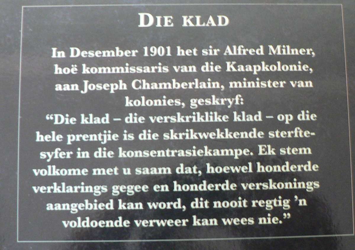 Verskroeide aarde deur Fransjohan Pretorius