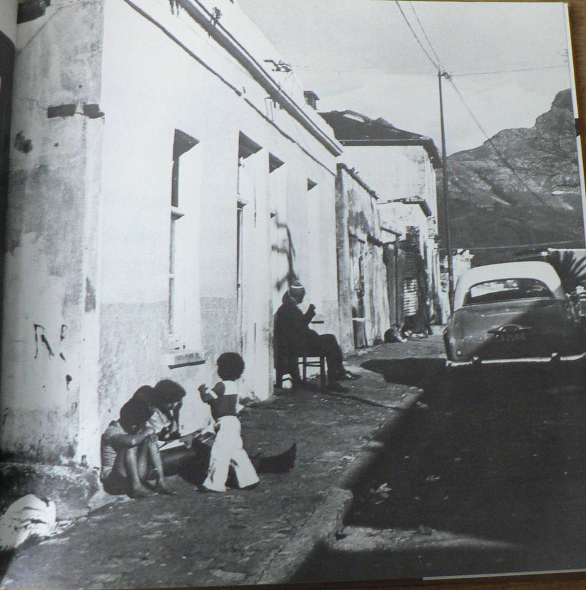 Bokaap, faces and facades by Lesley and Stephen Townsend