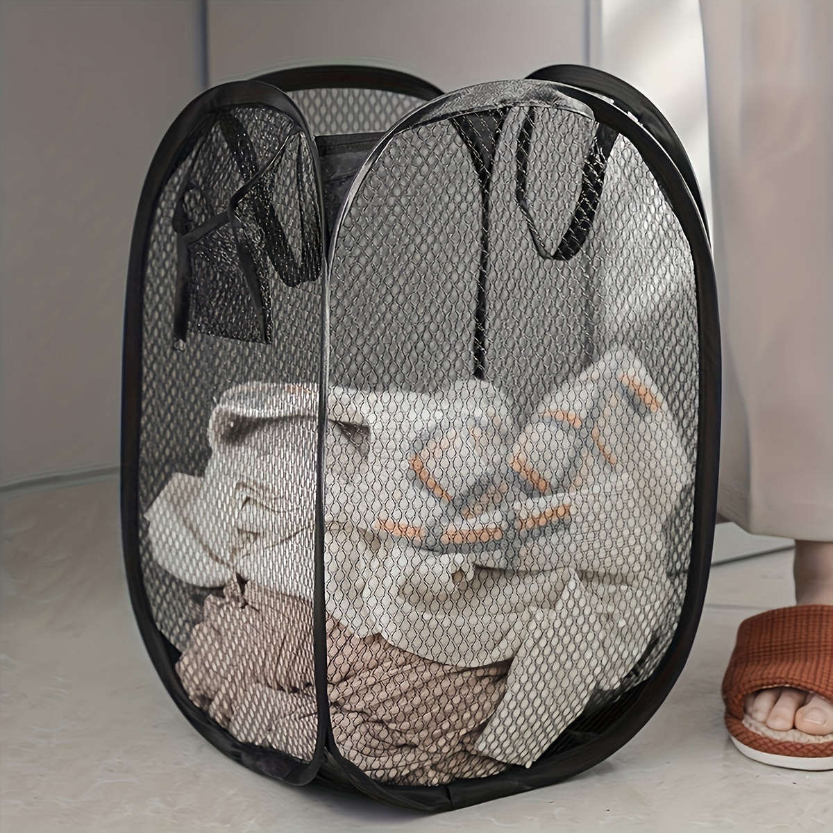 Extra Large Pop-Up Laundry Basket With Handle
