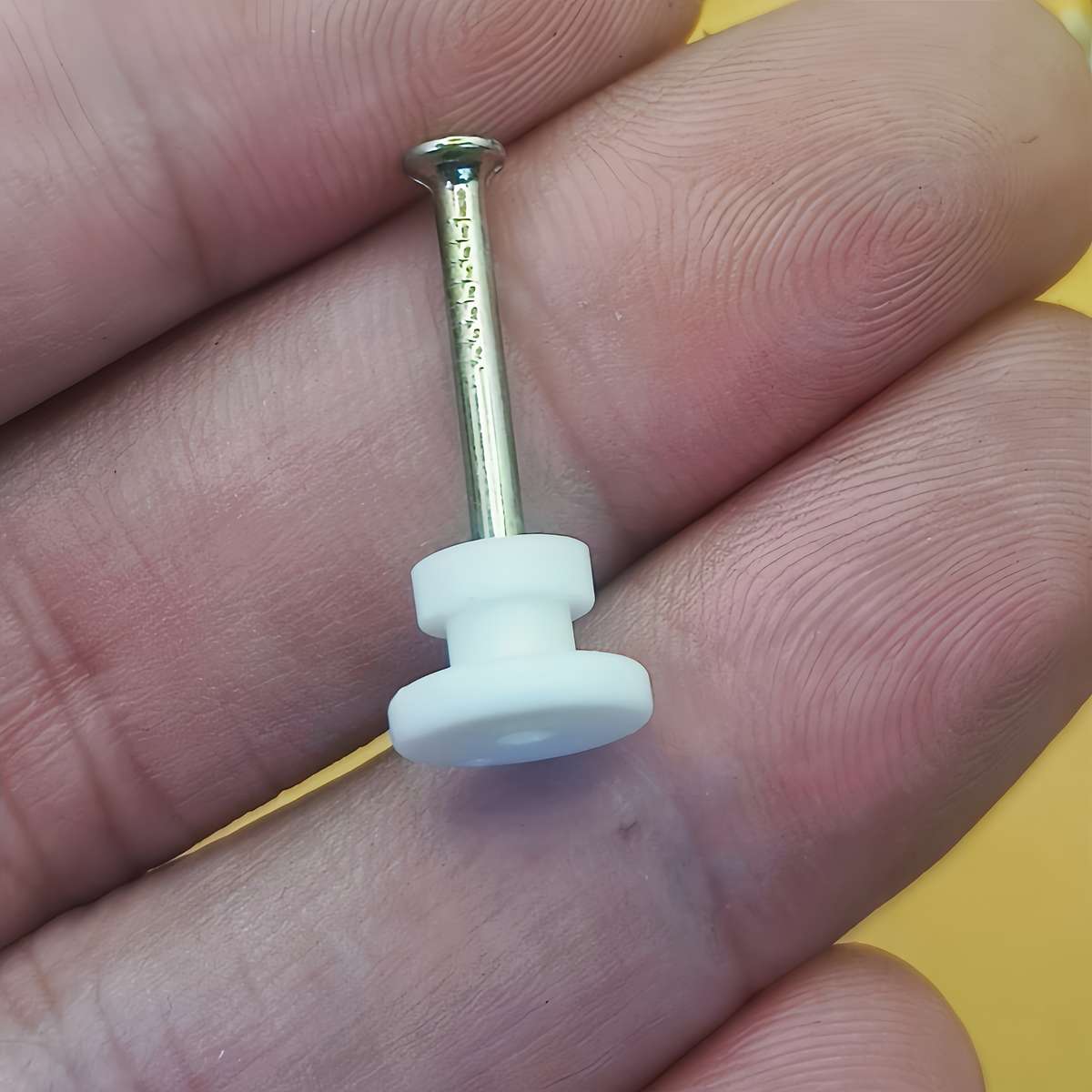 Iron Picture Hanging Nails Set