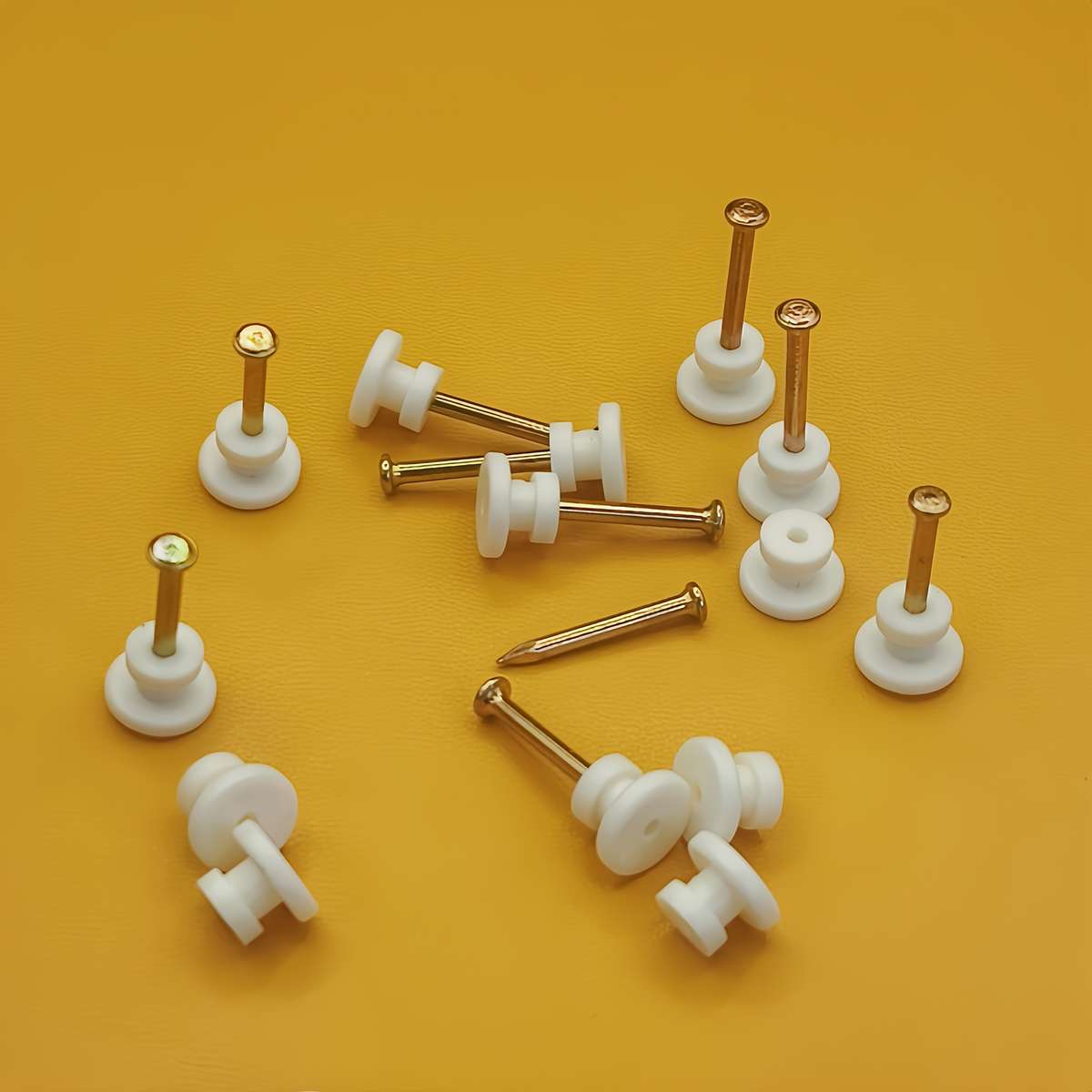 Iron Picture Hanging Nails Set