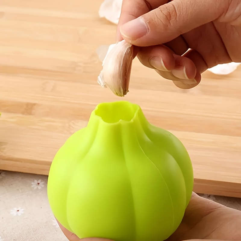 1pc Creative Kitchen Silicone Garlic Peeler Outdoor Kitchen Utensils