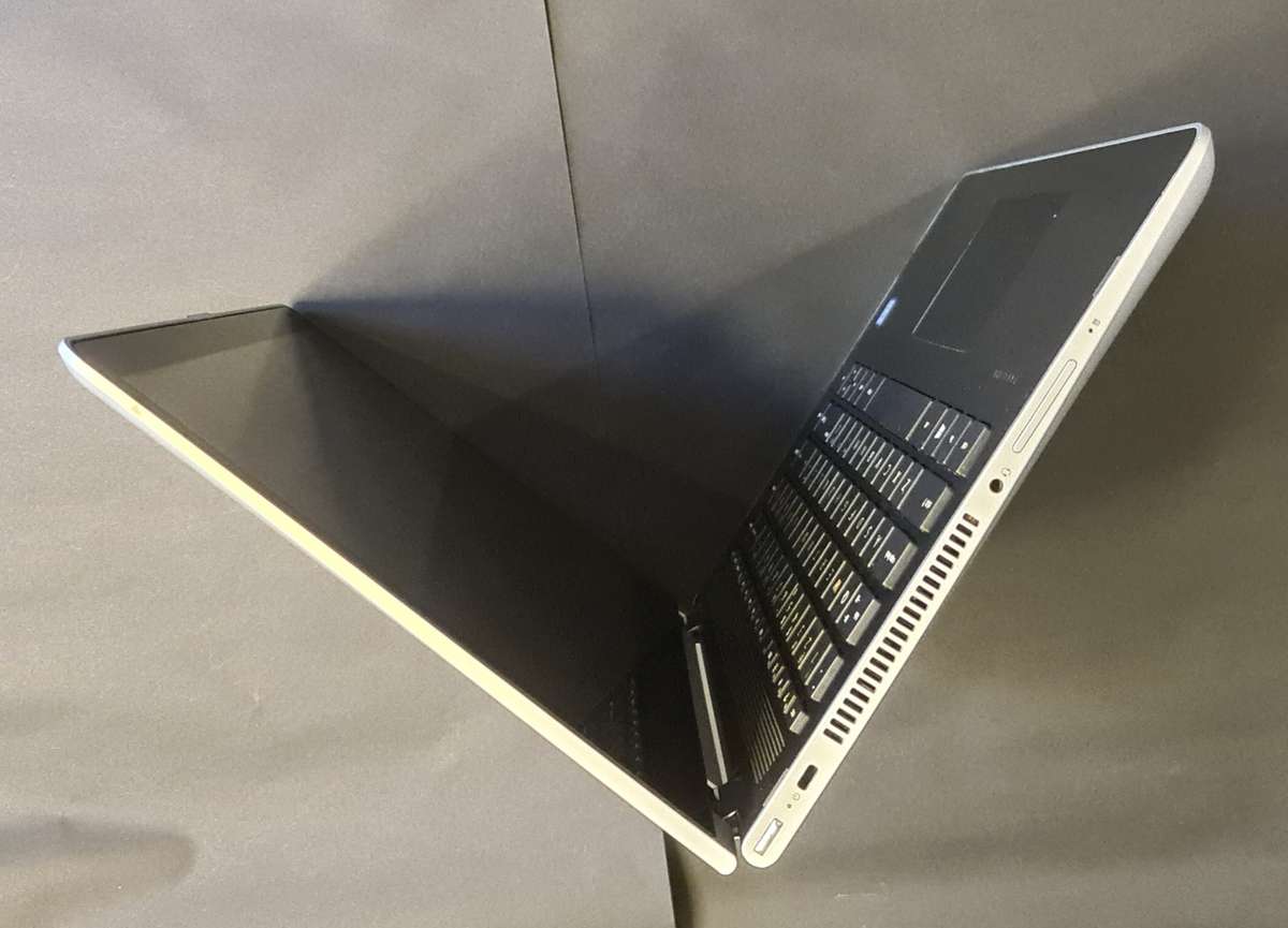 Hp Spectre X360 Convertible Core i5 8gb Ram