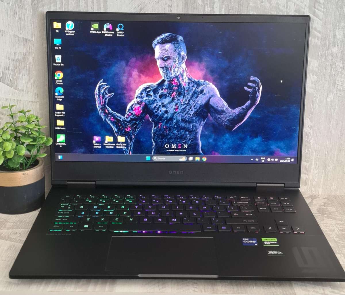 HP Omen 16 Core i9 13900HX RTX 4060 140W Max TGP 8GB 16GB DDR5 5600MT/S RAM 1TB Nvme Gaming Laptop