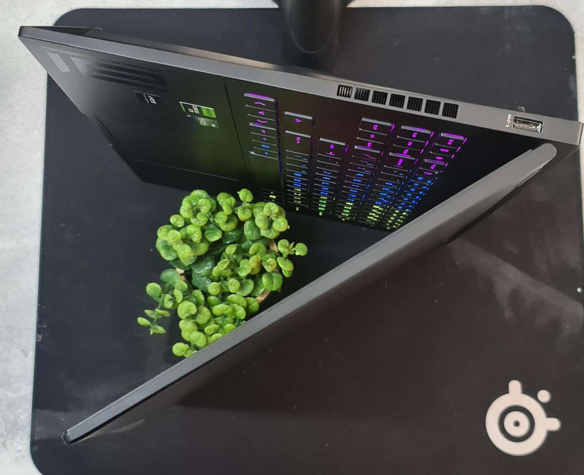 HP Omen 16 Core i9 13900HX RTX 4060 140W Max TGP 8GB 16GB DDR5 5600MT/S RAM 1TB Nvme Gaming Laptop