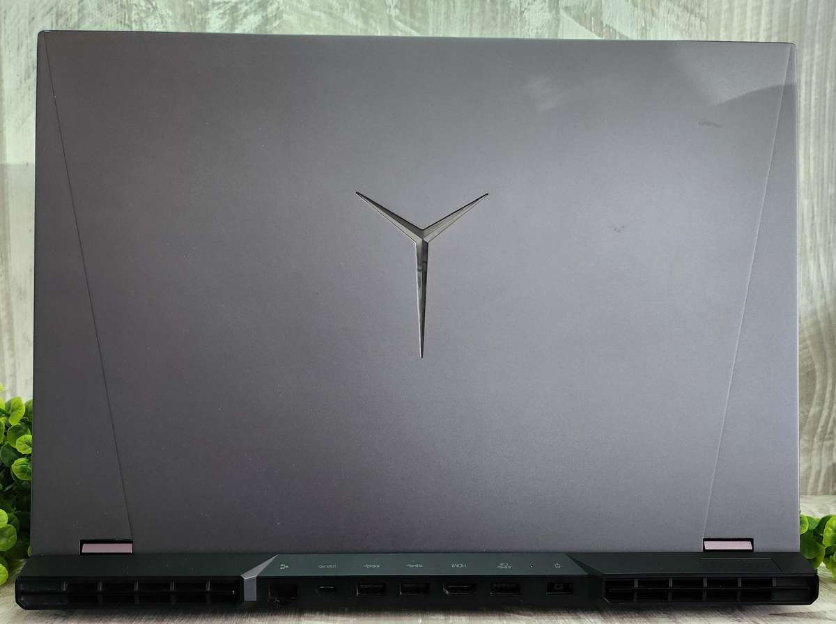 Lenovo Legion 5 PRO QHD+ RTX 3070 8GB 140W Max TGP Ryzen 7 5800H 16GB RAM 1TB Nvme SSD Gaming Laptop