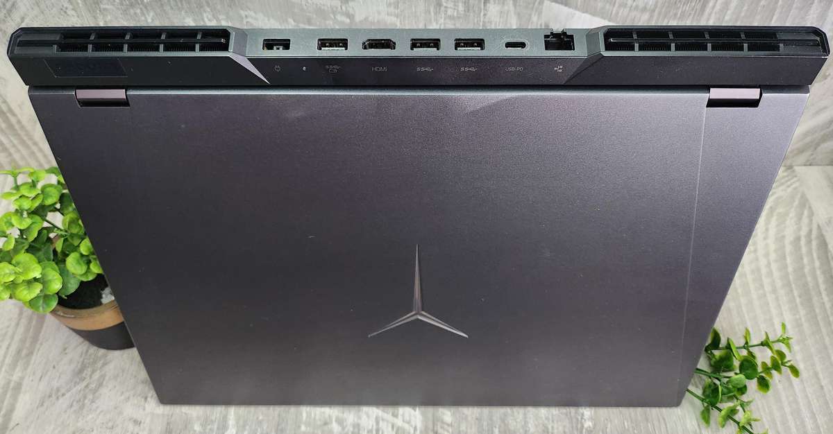 Lenovo Legion 5 PRO QHD+ RTX 3070 8GB 140W Max TGP Ryzen 7 5800H 16GB RAM 1TB Nvme SSD Gaming Laptop