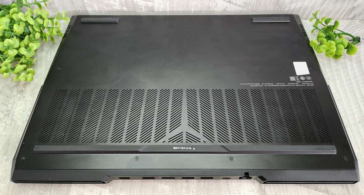 Lenovo Legion 5 PRO QHD+ RTX 3070 8GB 140W Max TGP Ryzen 7 5800H 16GB RAM 1TB Nvme SSD Gaming Laptop