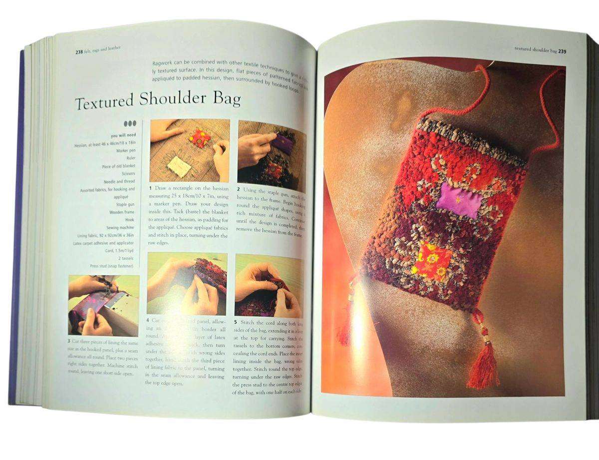 Beading & Making Jewellery: An illustrated guide to - Various