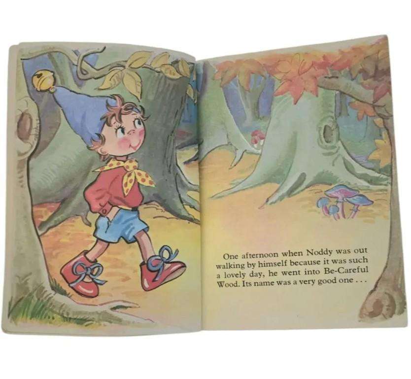 Noddy and the Magic Boots - Enid Blyton