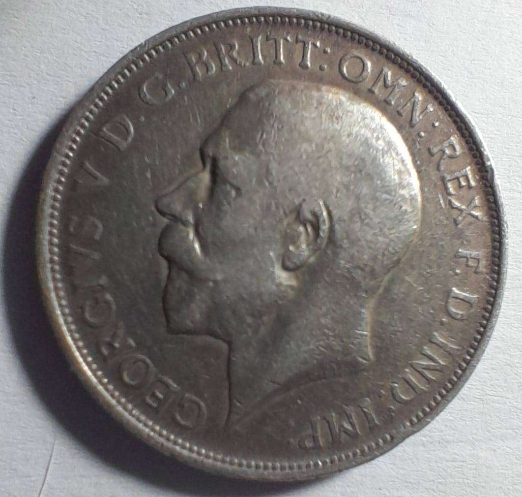 BRITISH 1916 KING GEORGE V  0,935 SILVER FLORIN.  SILVER VALUE about R500,00.