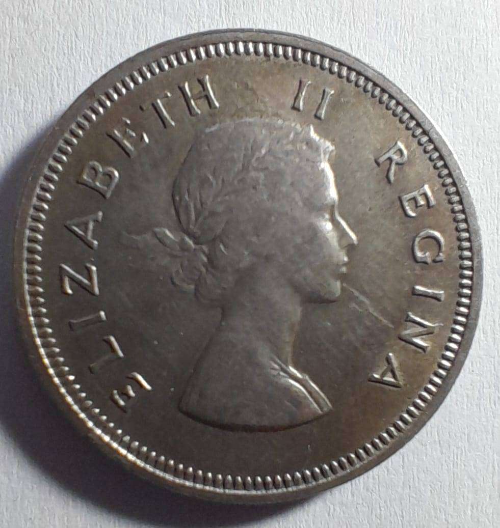 RSA 1955 50% SILVER 2 SHILLING PIECE, WEIGHT 11,2 GRAMS - ENCAPSULATED.