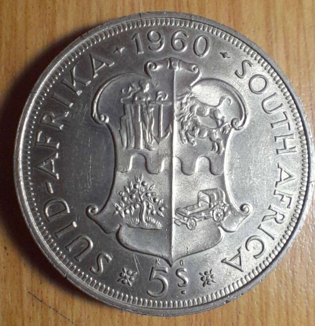 1960 SILVER 5/- CROWN  - A LOVELY CROWN, I BOUGHT IT AS UNC, THE EDGE MILLING IS VERY CRISP.