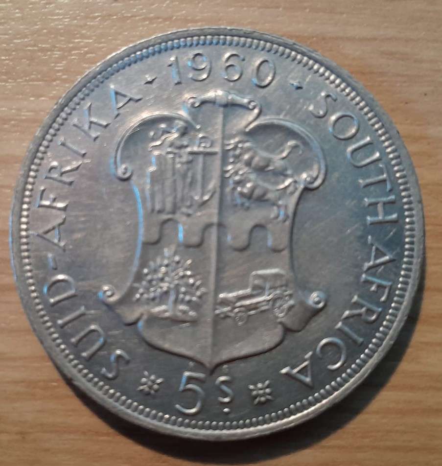 1960 50% SILVER 5/- CROWN, AS PER PICTURES, IN CAPSULE.