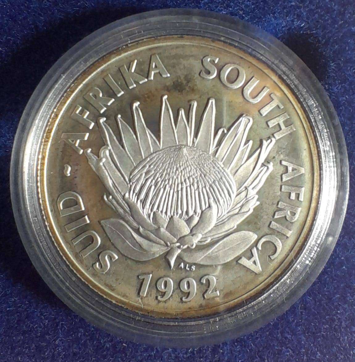 RSA 1992 PROOF SILVER R1 - in LARGE SA MINT BOX with CAPSULE.
