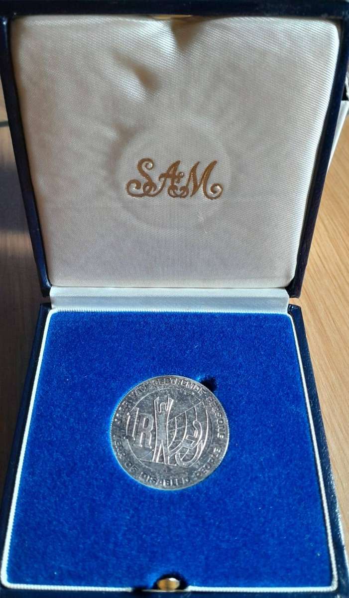 RSA 1986 PROOF DISABLED SILVER R1 - LOVELY TONING  - in LARGE SA MINT BOX no CAPSULE.