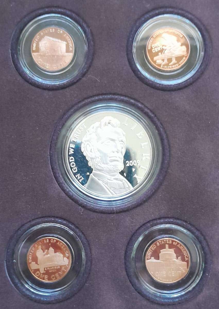 USA 2009 LINCOLN COIN & CHRONICLES SET including PROOF LINCOLN SILVER DOLLAR.