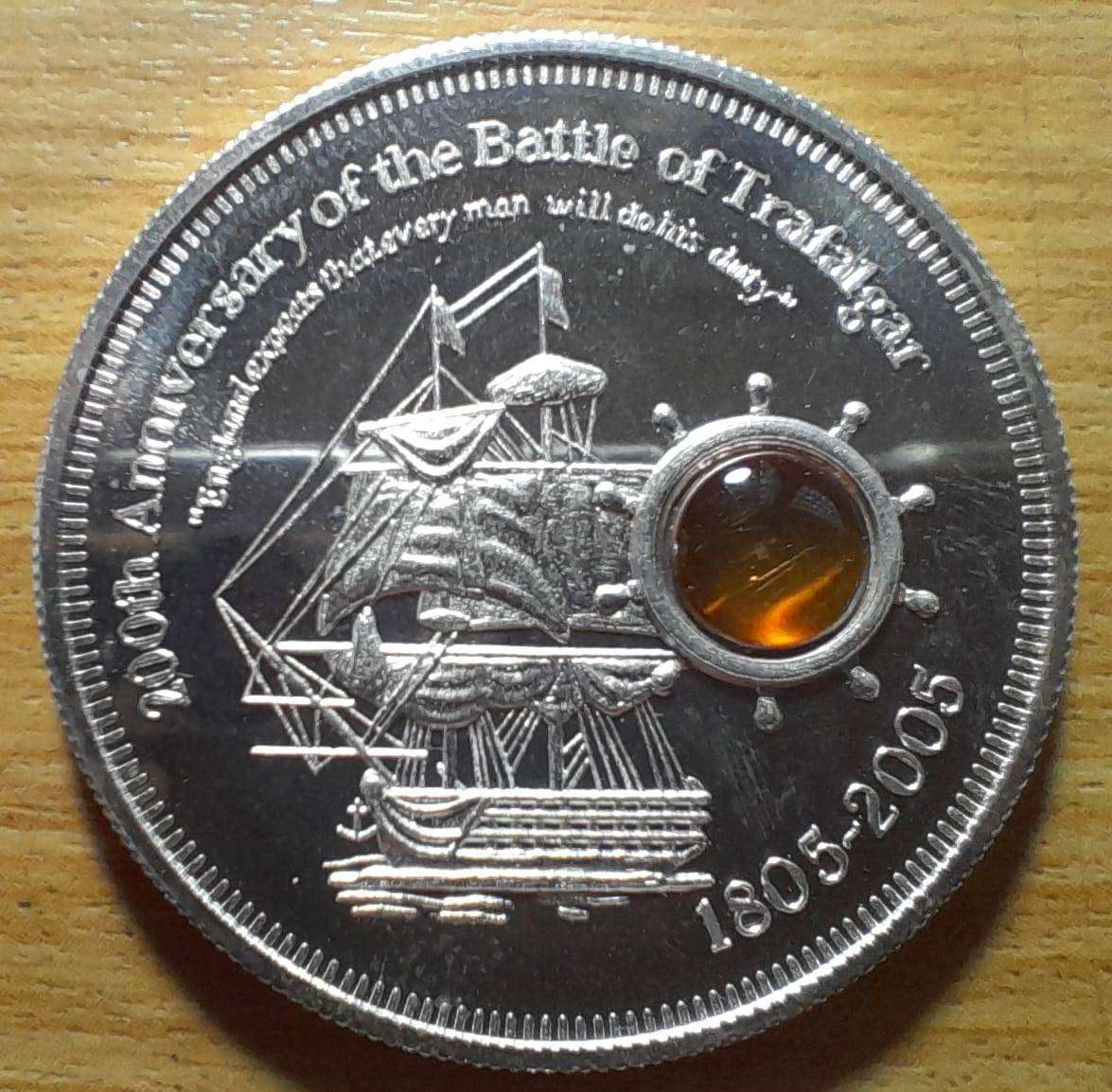 COOK ISLANDS 2005 92,50% SILVER $1 COIN, SHOWING HMS VICTORY, in PRESENTATION BOX with CoA.