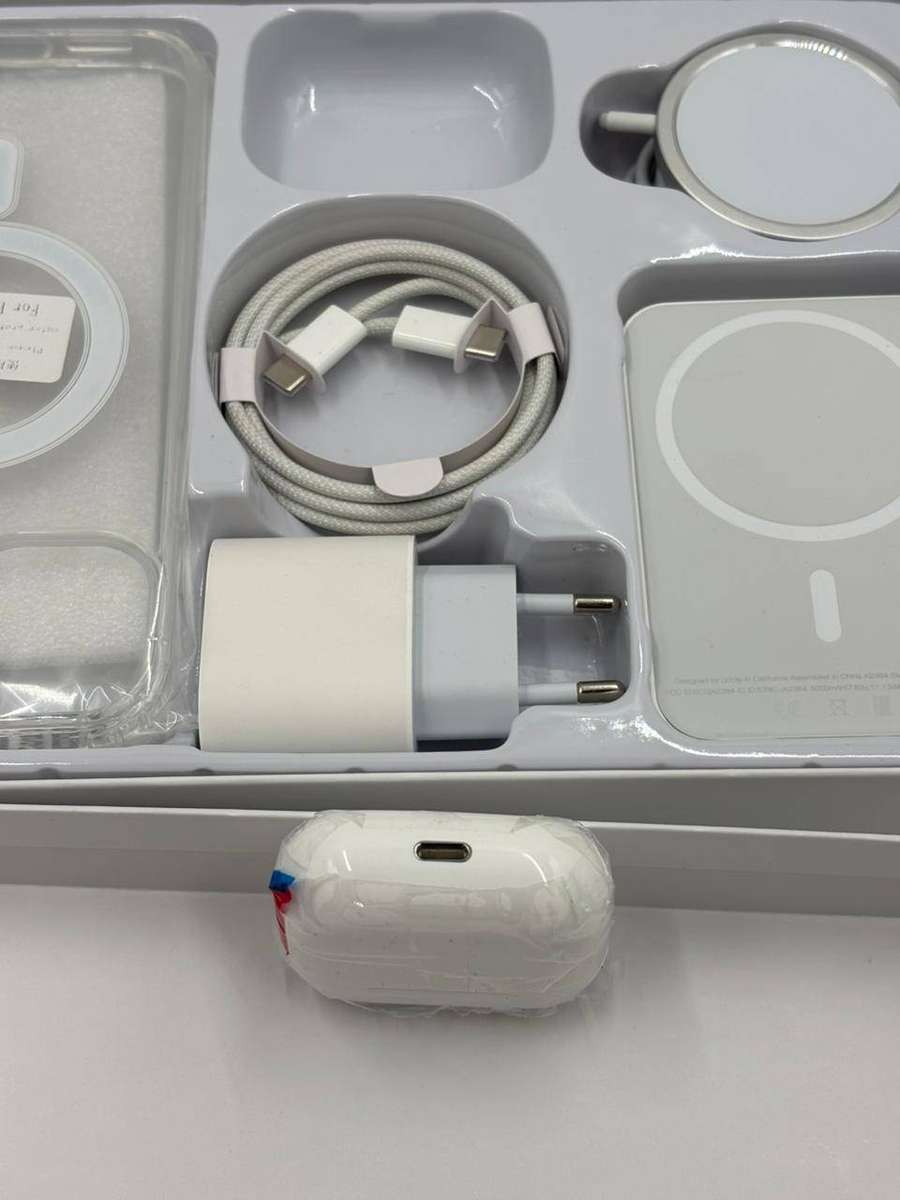 6 Piece Gift Box Accessory Kit for iPhone 15 Plus