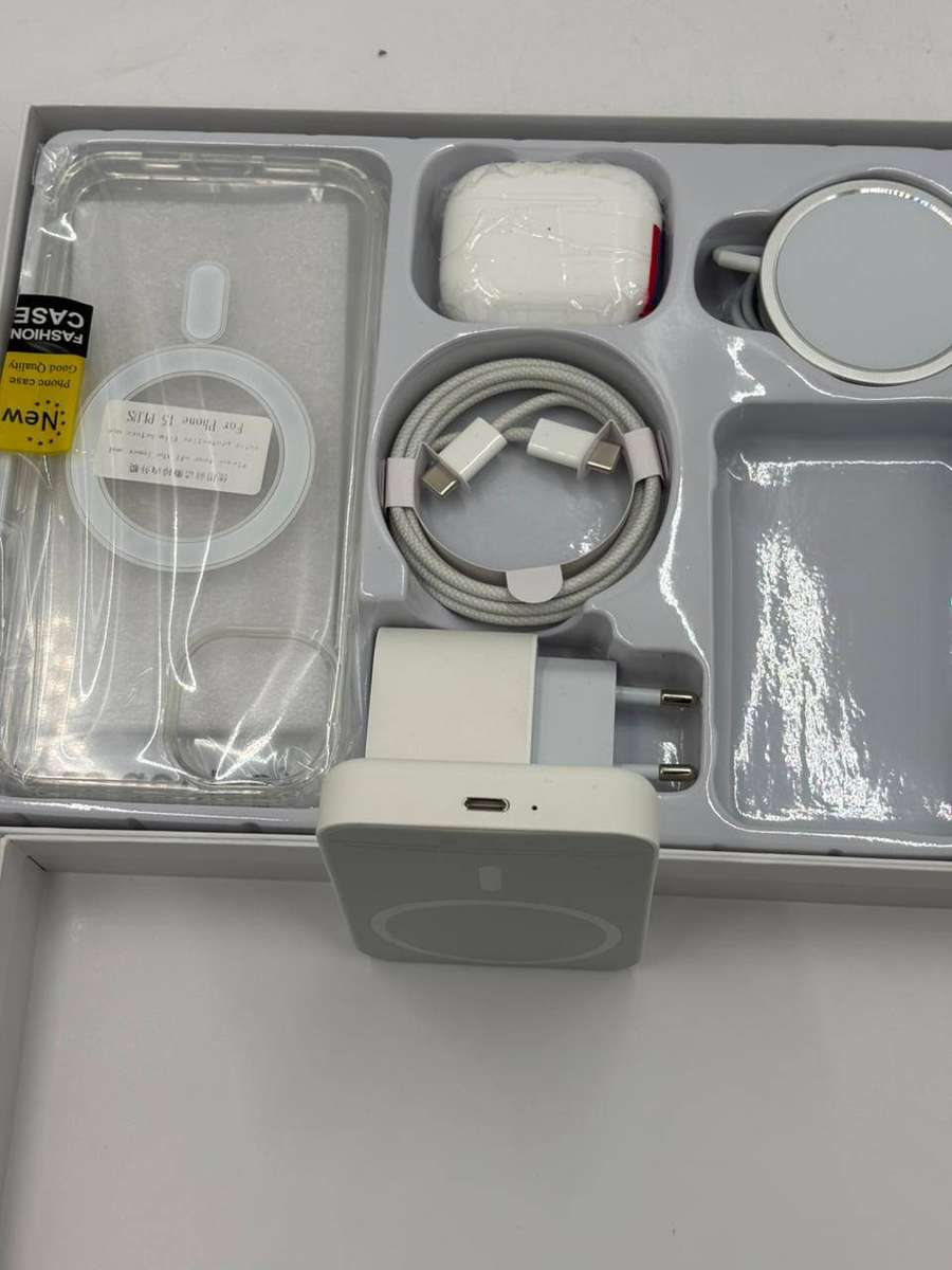 6 Piece Gift Box Accessory Kit for iPhone 15 Plus