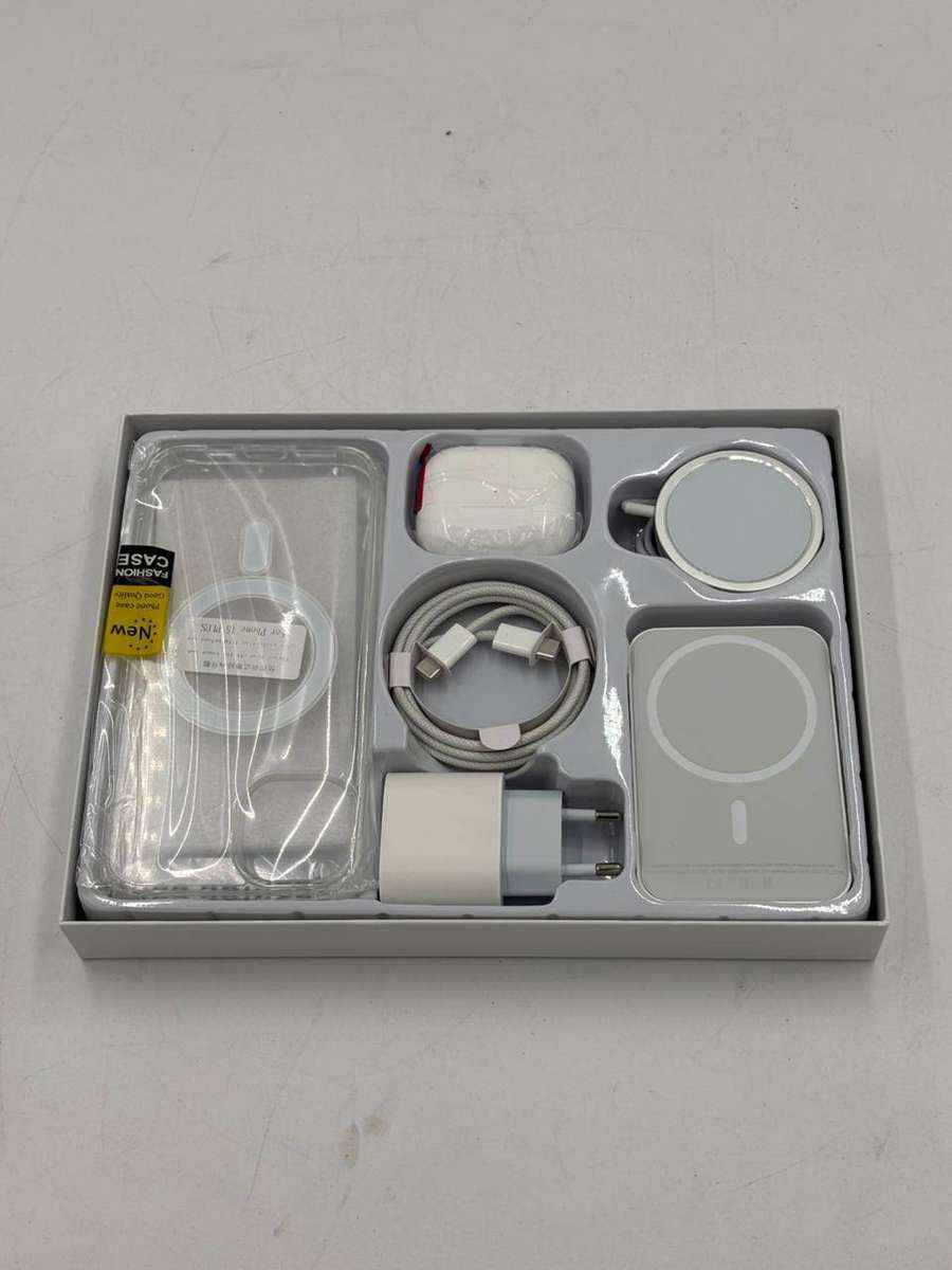 6 Piece Gift Box Accessory Kit for iPhone 15 Plus