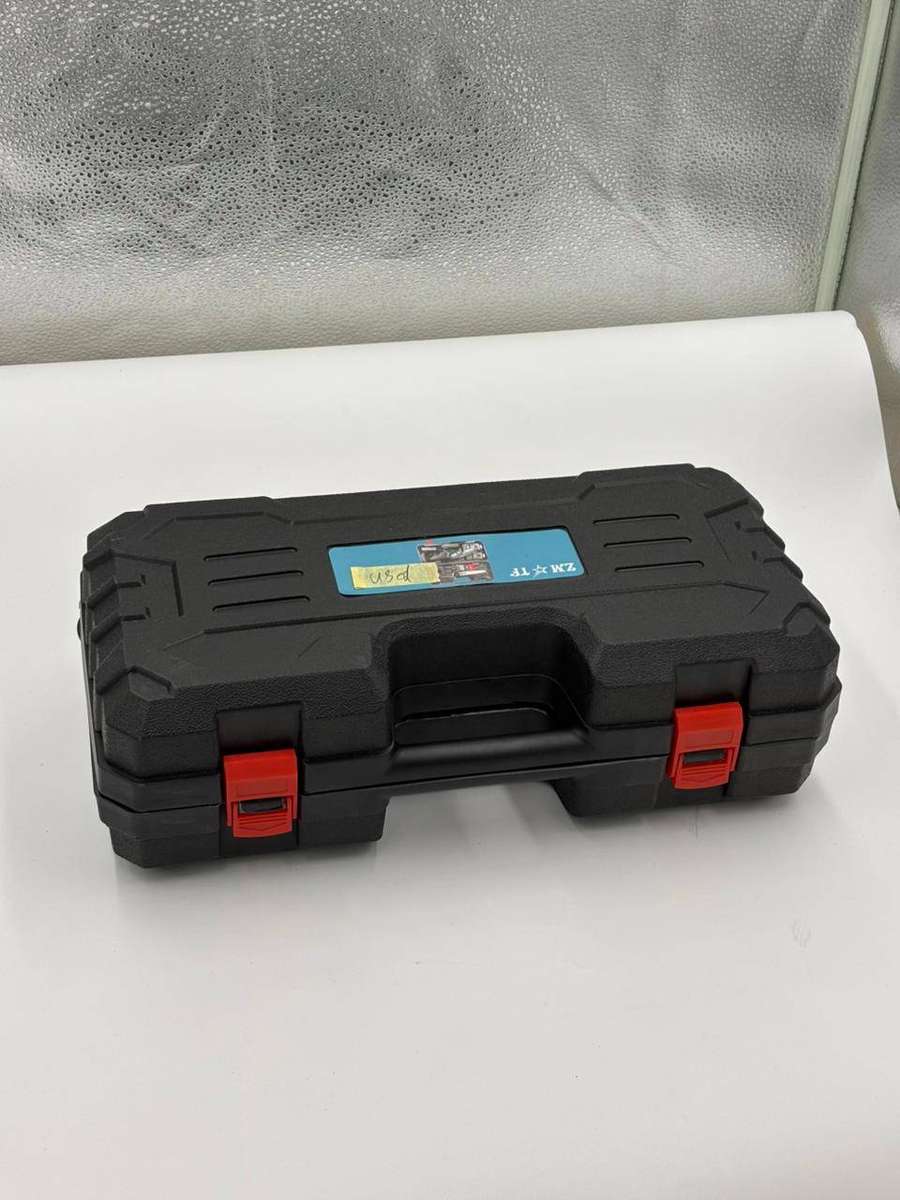 Cordless Handheld Chain Saw With 2 Lithium Battery Pack