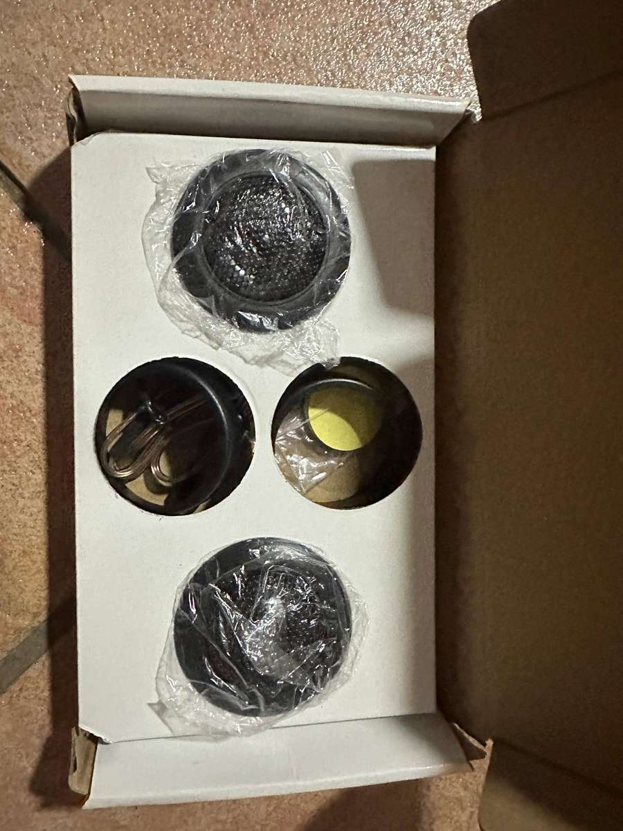 TS-120 Tweeter Dash Mounted Round Car Speaker  (800 W)