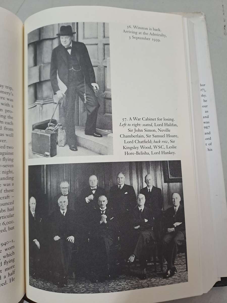 CHURCHILL By Roy Jenkins