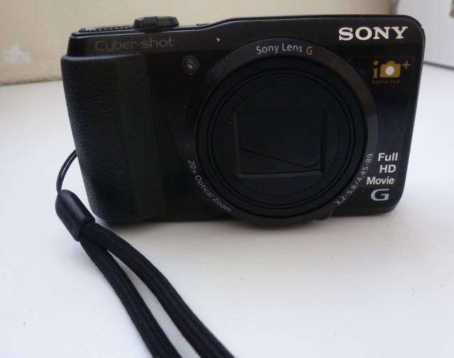 SONY CYBER SHOT CAMERA