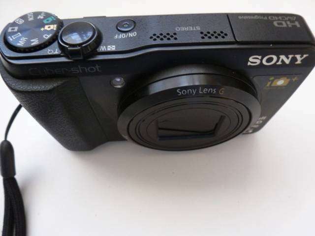 SONY CYBER SHOT CAMERA